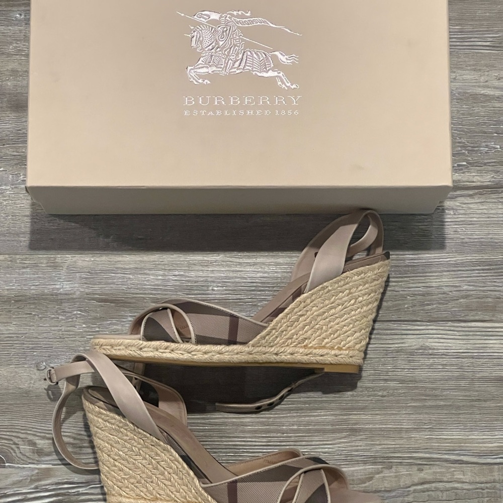 Burberry Criss Cross Espadrille Wedge Sandals Smoked Trench